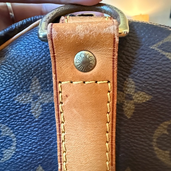 Auth Louis Vuitton Monogram Keepall Bandouliere 55 Boston Bag - Picture 7 of 16